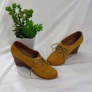 Chelsea Crew Oxford wedges